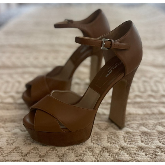 Michael Kors Collection 36 / 6 Huxley Leather Platform Sandal Heels Pump Leather - Picture 2 of 14